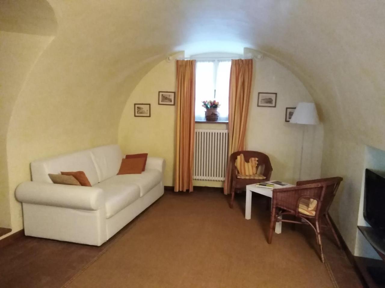 Casa Del Capitello Leilighet Caprino Veronese Eksteriør bilde