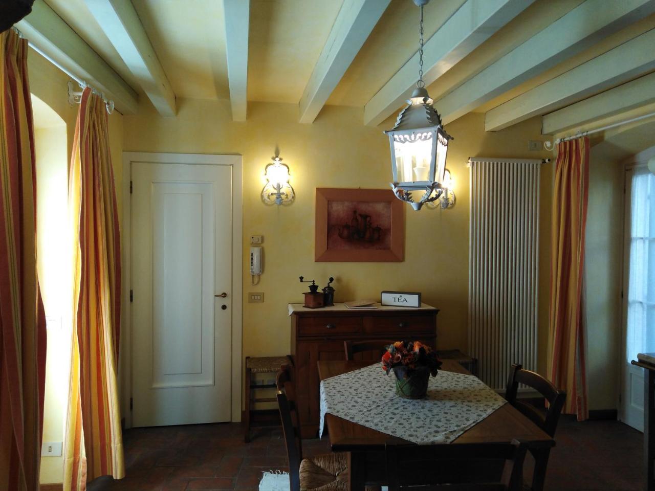 Casa Del Capitello Leilighet Caprino Veronese Eksteriør bilde